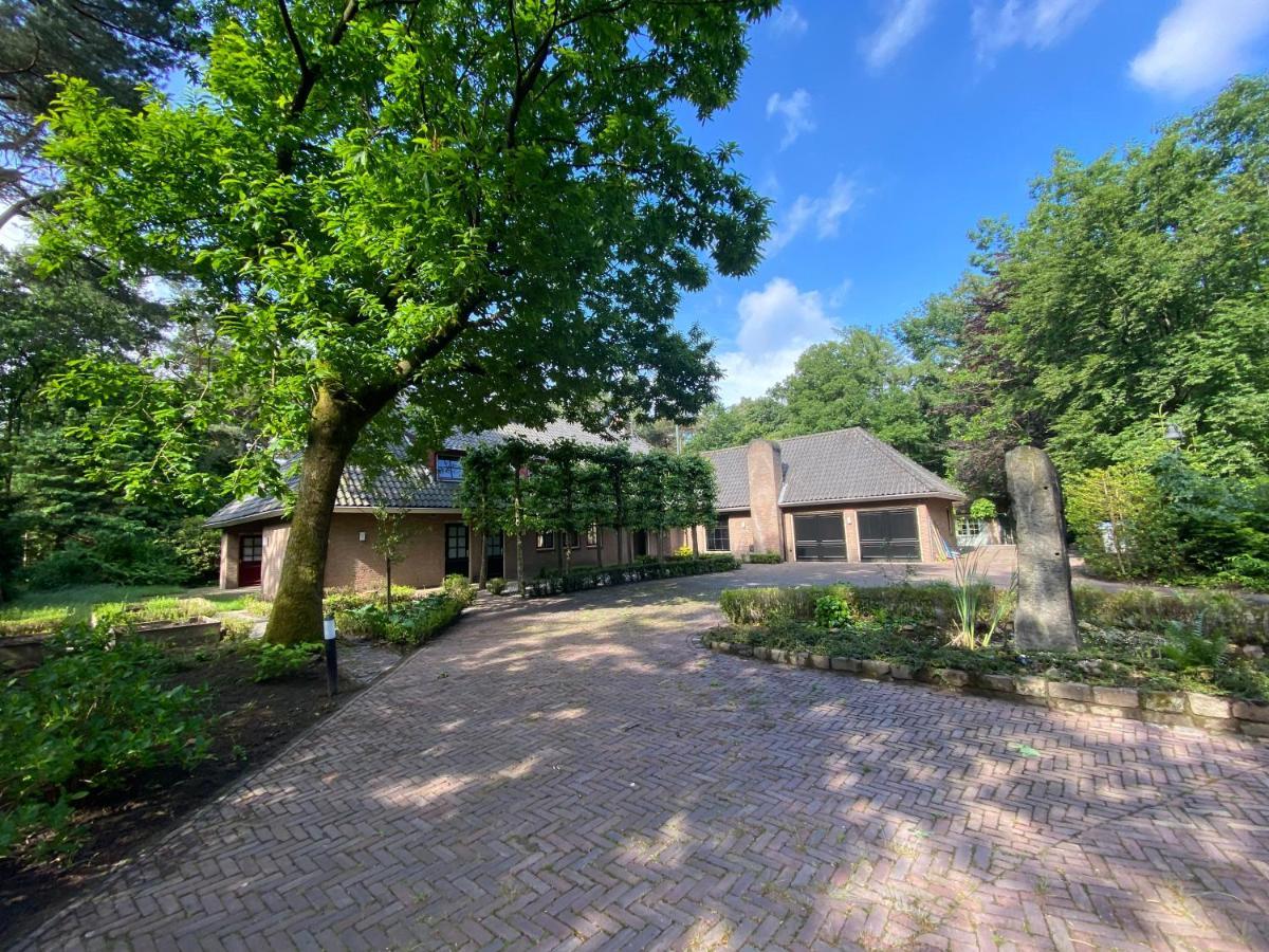 Sjieke Gezellige Villa In Het Bos Lieshout Exterior foto